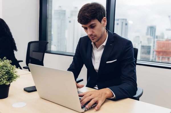 Domaine éthique : le chatbot GPT et la responsabilité des agents conversationnels IA